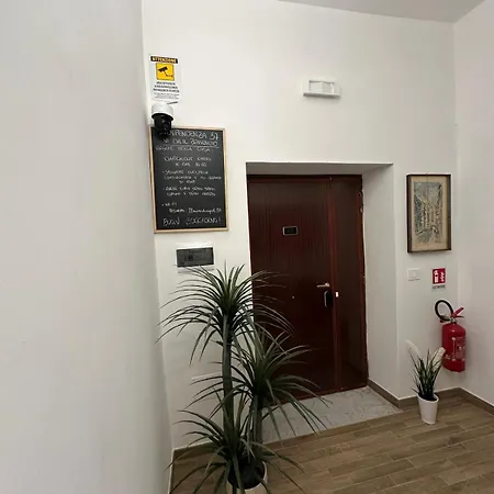Vendégház Indipendenza 37 *